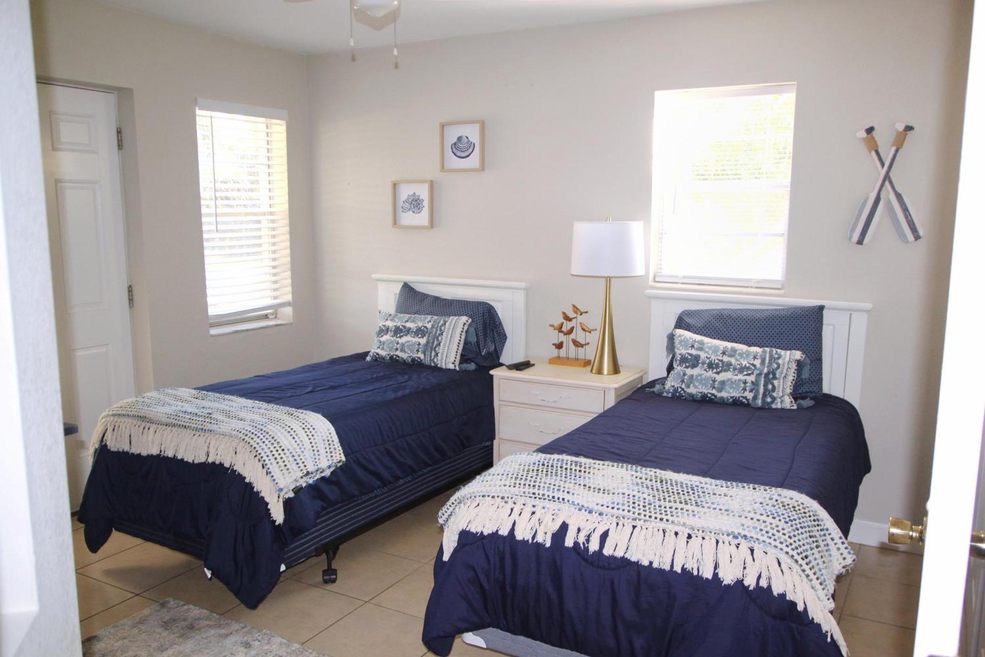 Naples Park Oasis - Cozy Two Bedroom Apartment Luaran gambar
